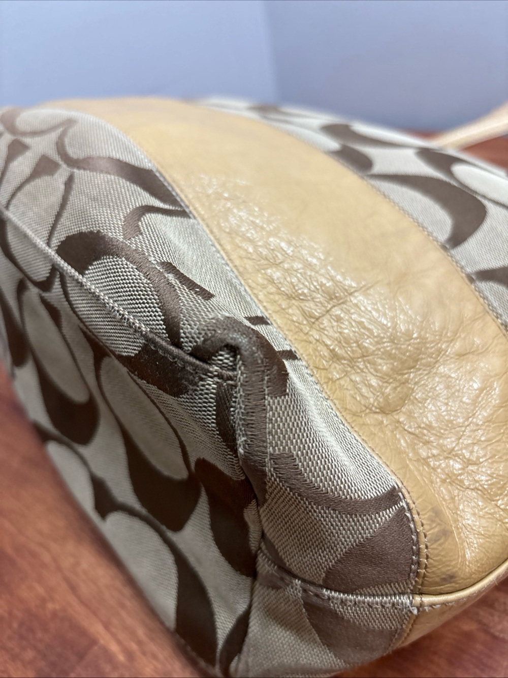 Coach Khaki Signature Canvas Tote with Gold Trim - Picture 10 of 16